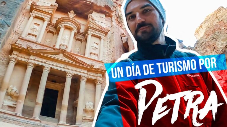 Descubre Petra: El fascinante viaje desde España